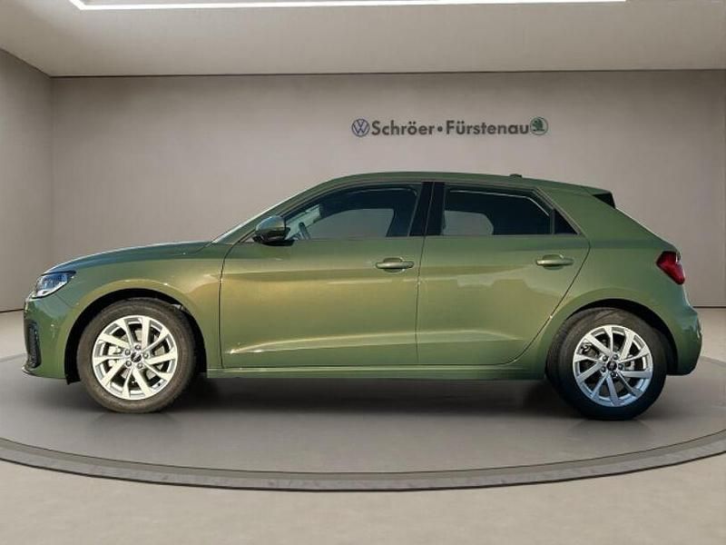 Gebraucht Audi A1 Sportback Advanced 116 PS (85 kW) 2024 Gruen Kleinwagen