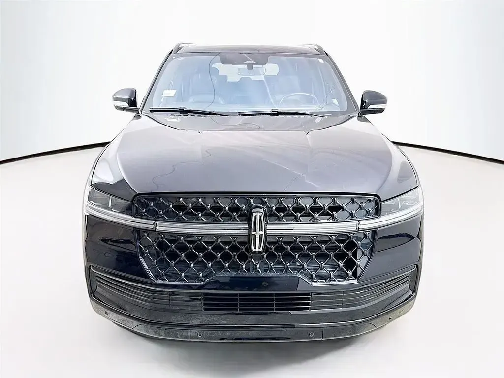 Gebraucht Lincoln Navigator 441 PS (324 kW) 2025 Schwarz SUV