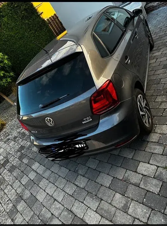 Gebraucht VW Polo Sound 90 PS (66 kW) 2017 Grau Limousine
