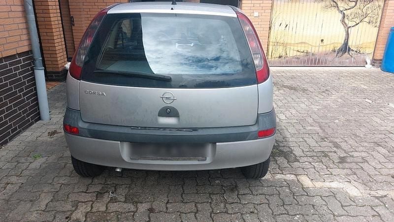 Silber Gebraucht 2002 Opel Corsa Kleinwagen | 550 € (Superpreis) - Bild 1/4