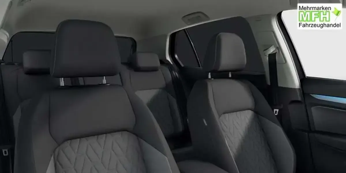 Neu VW Golf VIII Life 150 PS (110 kW) 2026 Grenadillschwarz meta... Limousine