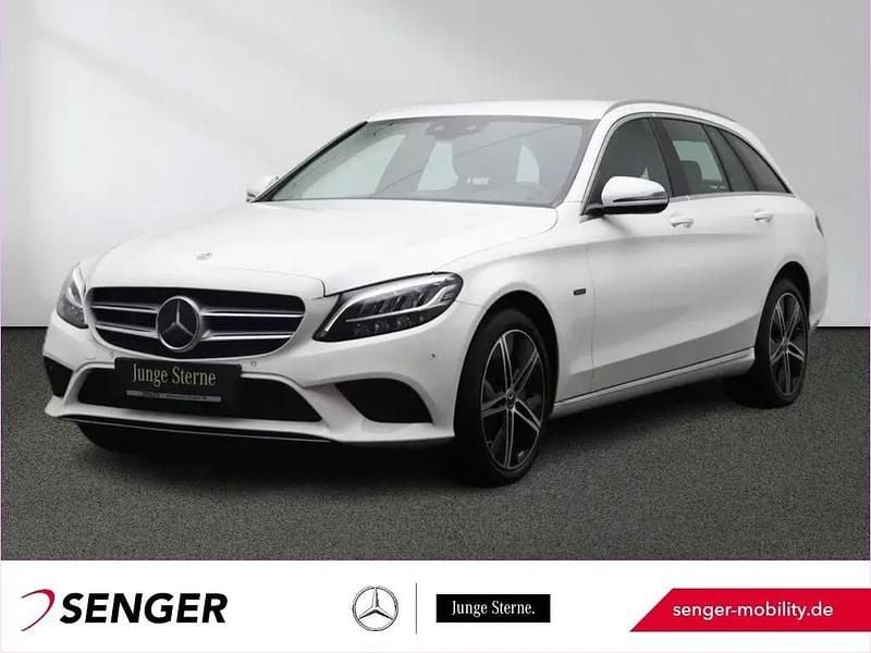 Weiß Gebraucht 2020 Mercedes C300e Avantgarde Kombi | 26.740 € (Fairer Preis) - Bild 1/1