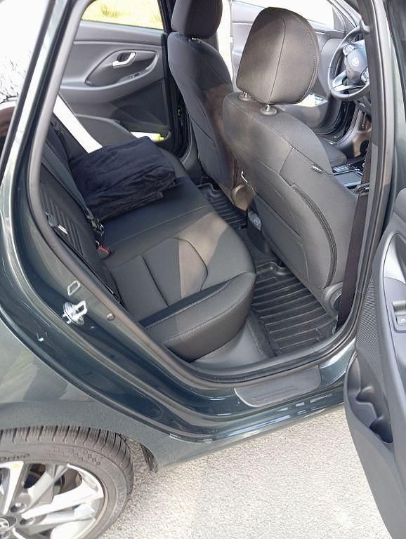 Gebraucht Hyundai i30 Advantage 101 PS (74 kW) 2024 Grün Limousine