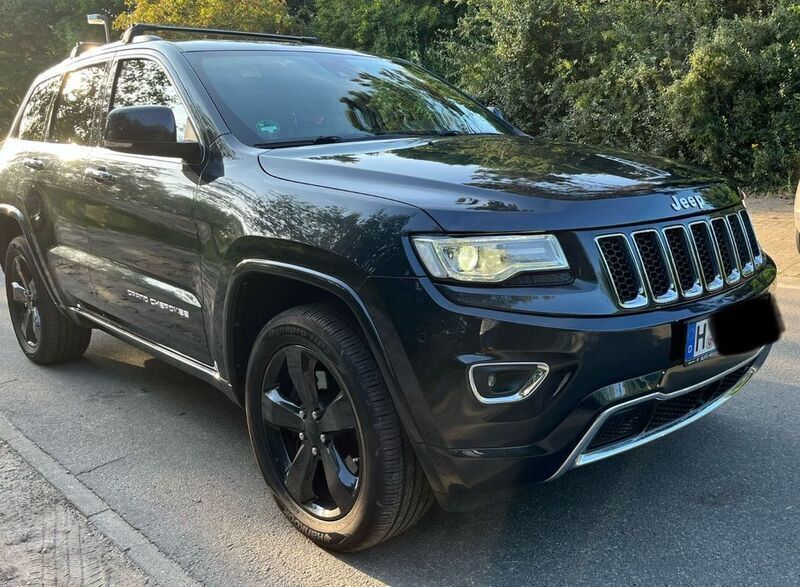 Schwarz Gebraucht 2016 Jeep Grand Cherokee SUV | 19.800 € (Fairer Preis) - Bild 1/4