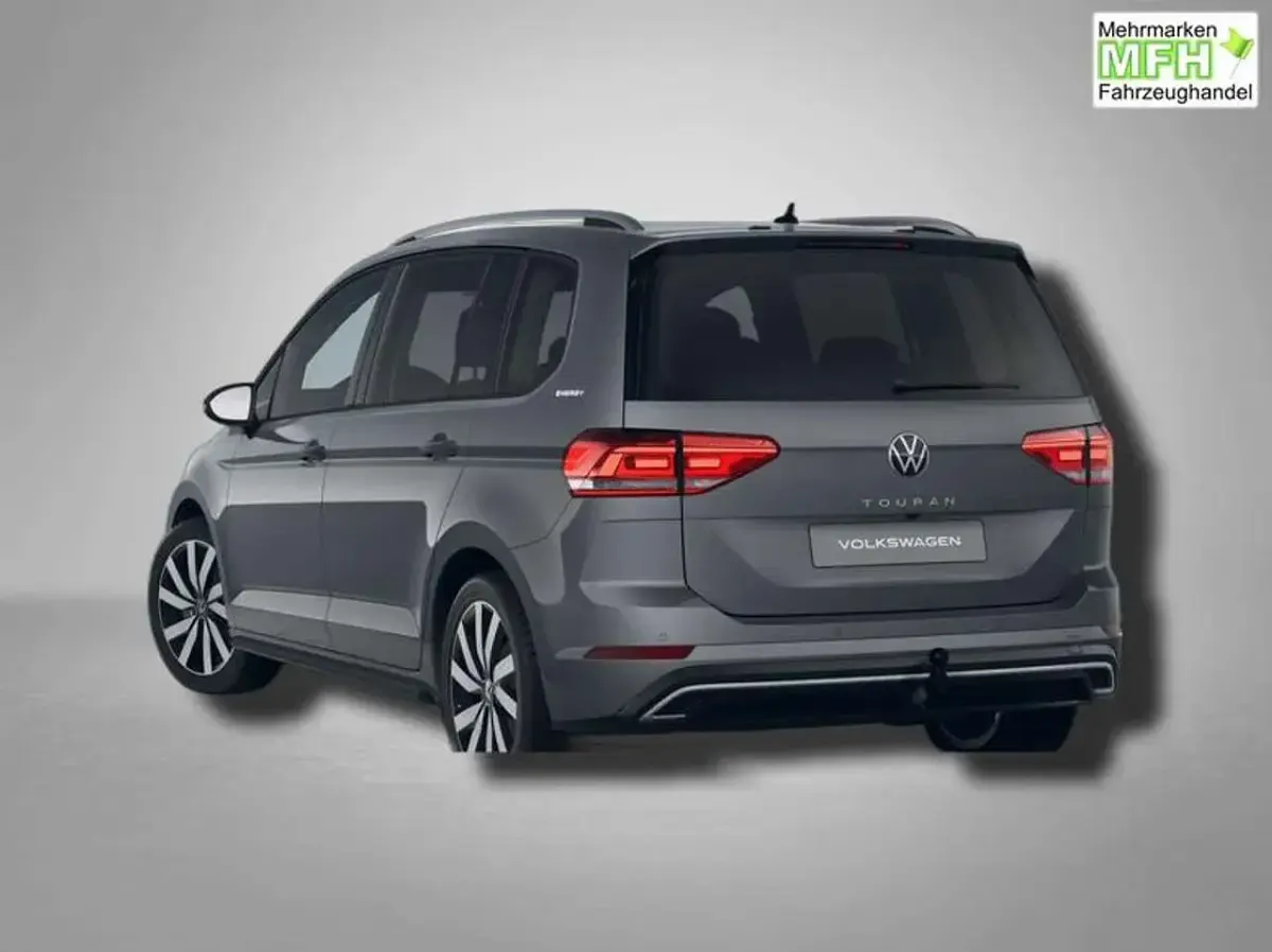 Gebraucht VW Touran R-line 150 PS (110 kW) 2026 Delfingrau metallic Van / Kleinbus