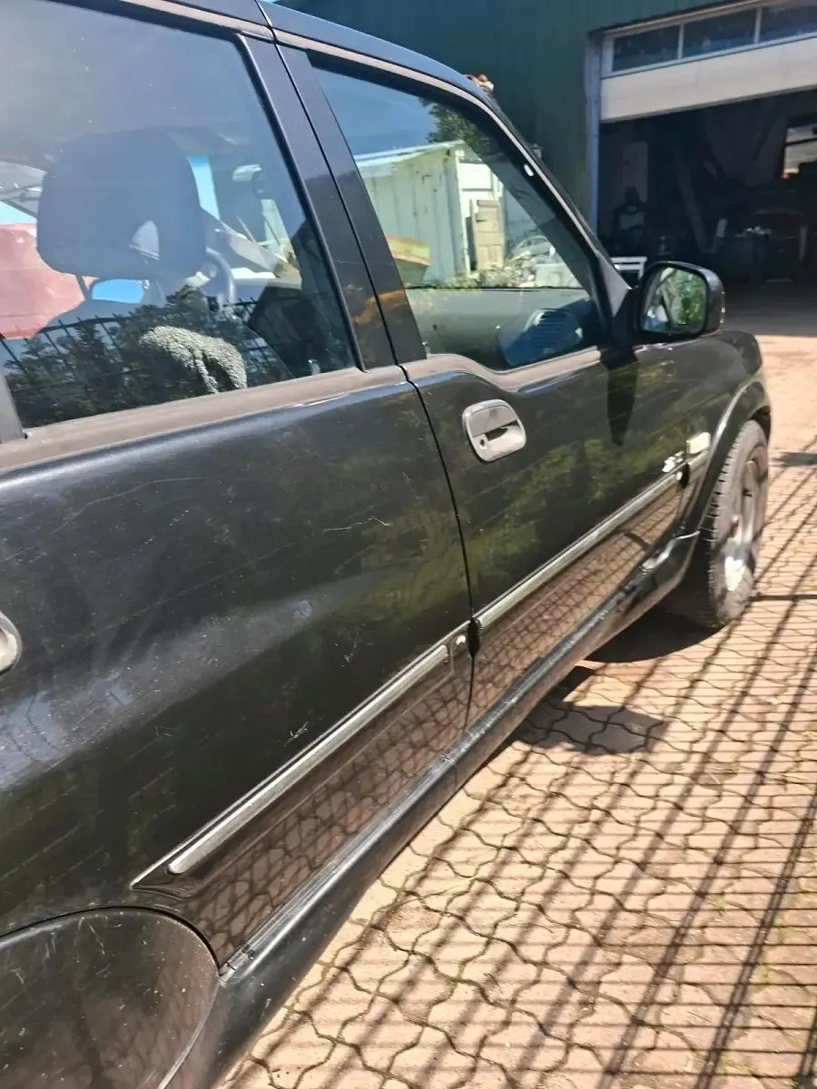 Gebraucht SsangYong Musso 119 PS (87 kW) 2006 Schwarz Limousine