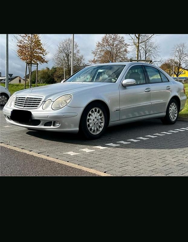 Gebraucht Mercedes E280 231 PS (169 kW) 2006 Silber Limousine