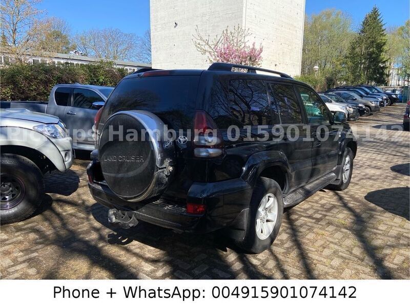 Gebraucht Toyota Land Cruiser 286 PS (210 kW) 2005 Schwarz metallic SUV
