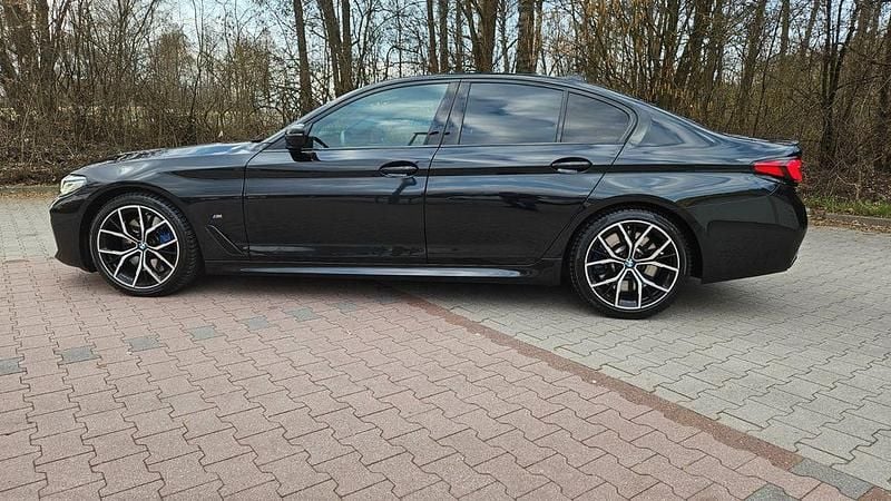 Gebraucht BMW M550 Efficient Dynamics 530 PS (389 kW) 2020 Schwarz Limousine