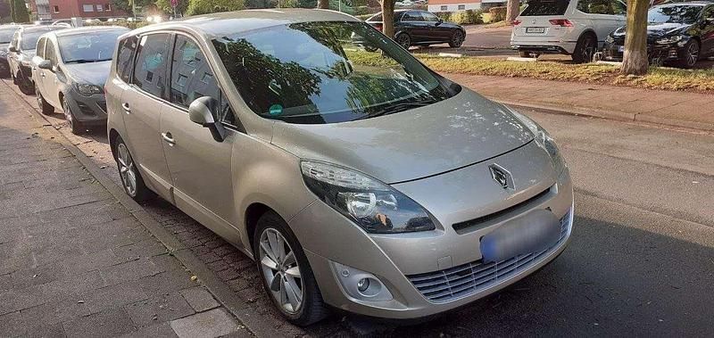 Gebraucht 2010 Renault Scénic III Luxe Van / Kleinbus | 7.100 € (Teuer) - Bild 1/4