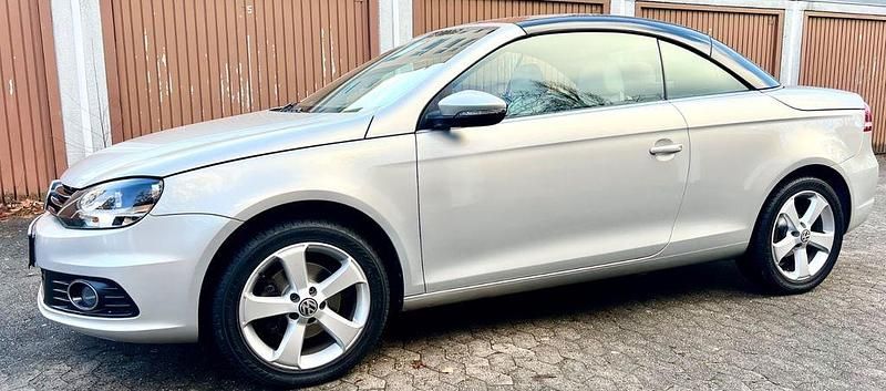 Gebraucht VW Eos 122 PS (89 kW) 2012 Beige Cabrio