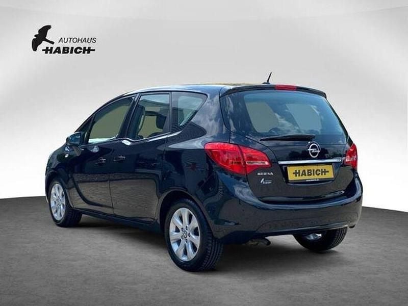 Gebraucht Opel Meriva 101 PS (74 kW) 2014 Karbonschw graphitschw midnigh (metallic) Van / Kleinbus