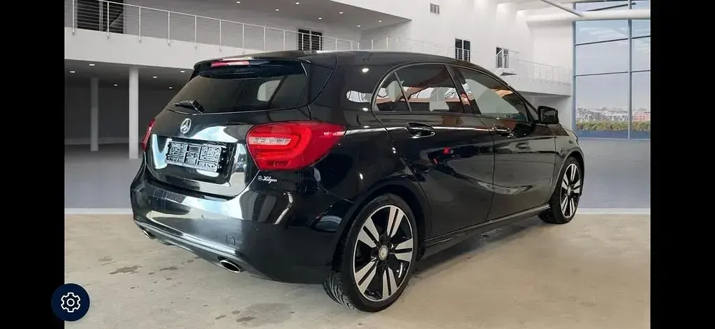 Gebraucht Mercedes A200 156 PS (114 kW) 2014 Schwarz Kleinwagen