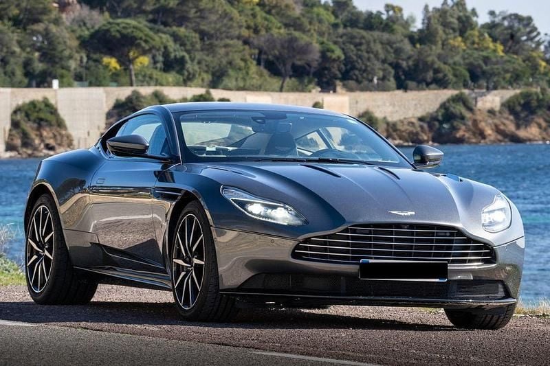 Gebraucht Aston Martin DB11 608 PS (447 kW) 2017 Grau Coupé