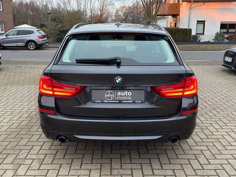 Gebraucht BMW 520 Performance 190 PS (139 kW) 2018 Grau Kombi