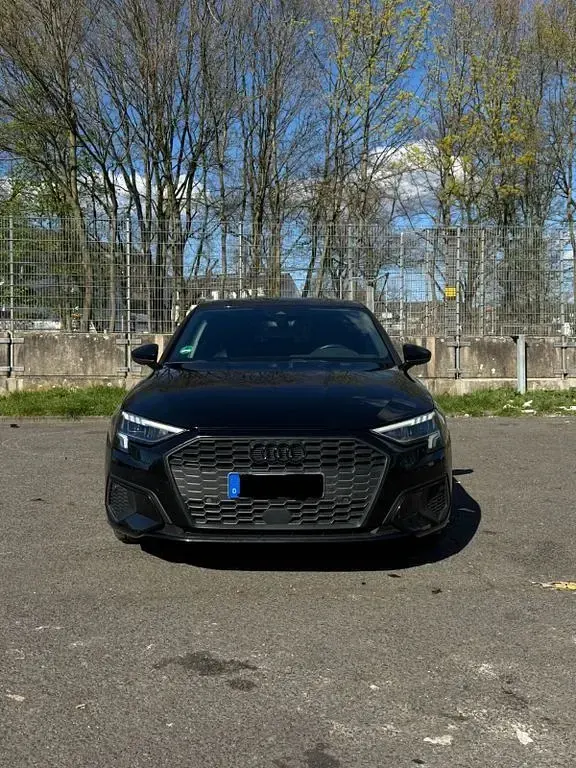 Gebraucht Audi A3 204 PS (150 kW) 2022 Schwarz Limousine