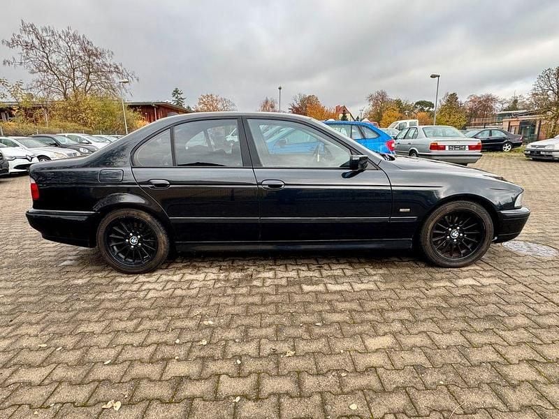 Gebraucht BMW 523 Shadowline 170 PS (125 kW) 2000 Schwarz Limousine