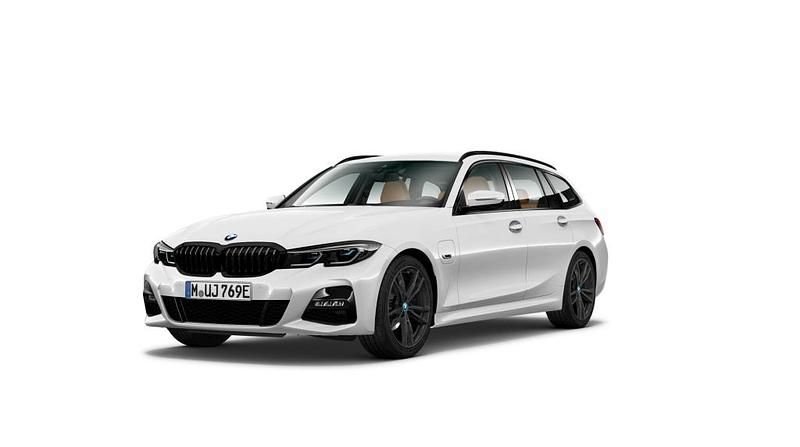 Gebraucht BMW 330 Shadowline 184 PS (135 kW) 2021 Kombi