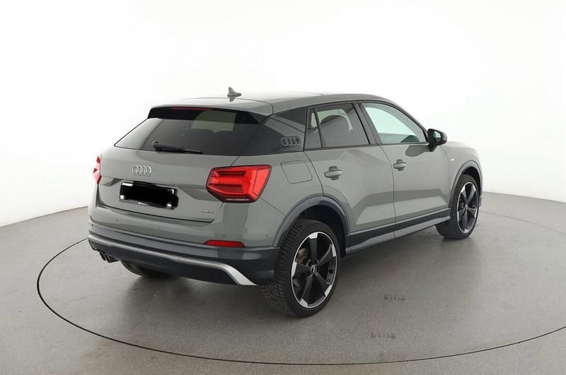 Usata Audi Q2 Design 190 CV (139 kW) 2017 Grigio SUV