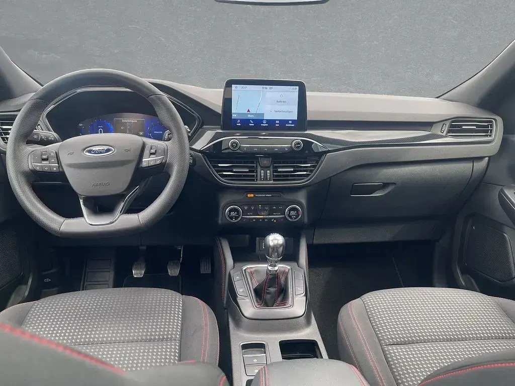 Gebraucht Ford Kuga ST-Line 151 PS (111 kW) 2022 Schwarz SUV