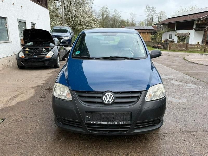 Gebraucht VW Fox 54 PS (39 kW) 2007 Blau Kleinwagen
