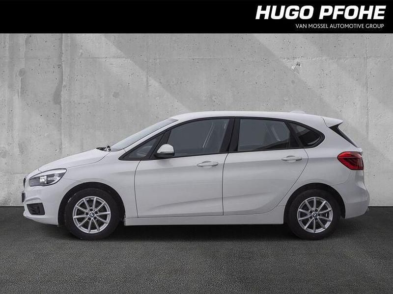 Gebraucht BMW 220 Active Tourer Advantage 192 PS (141 kW) 2017 Weiß Van / Kleinbus
