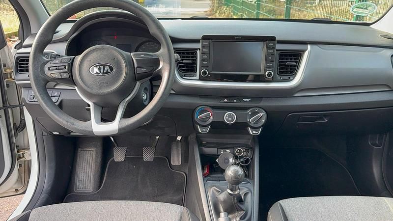 Gebraucht Kia Stonic Edition 7 85 PS (62 kW) 2017 Weiß SUV