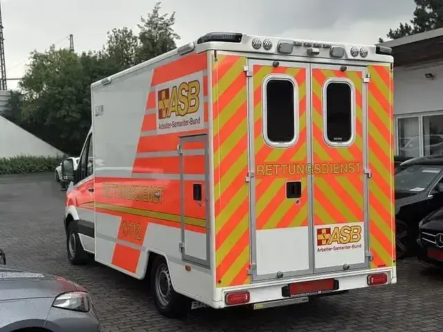 Gebraucht Mercedes Sprinter 163 PS (119 kW) 2018 Reinweiss (metallic) Van