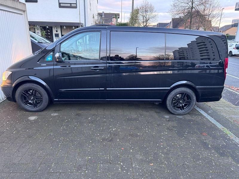 Gebraucht Mercedes Viano Edition 163 PS (119 kW) 2012 Schwarz Van / Kleinbus