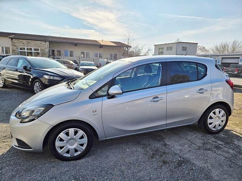 Second-hand Opel Corsa drive 90 CP (66 kW) 2016 Argintiu Hatchback