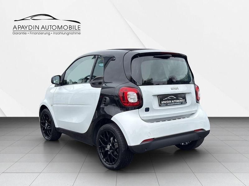 Gebraucht Smart ForTwo Electric Drive 60 kW (82 PS) 2021 Schwarz Coupé