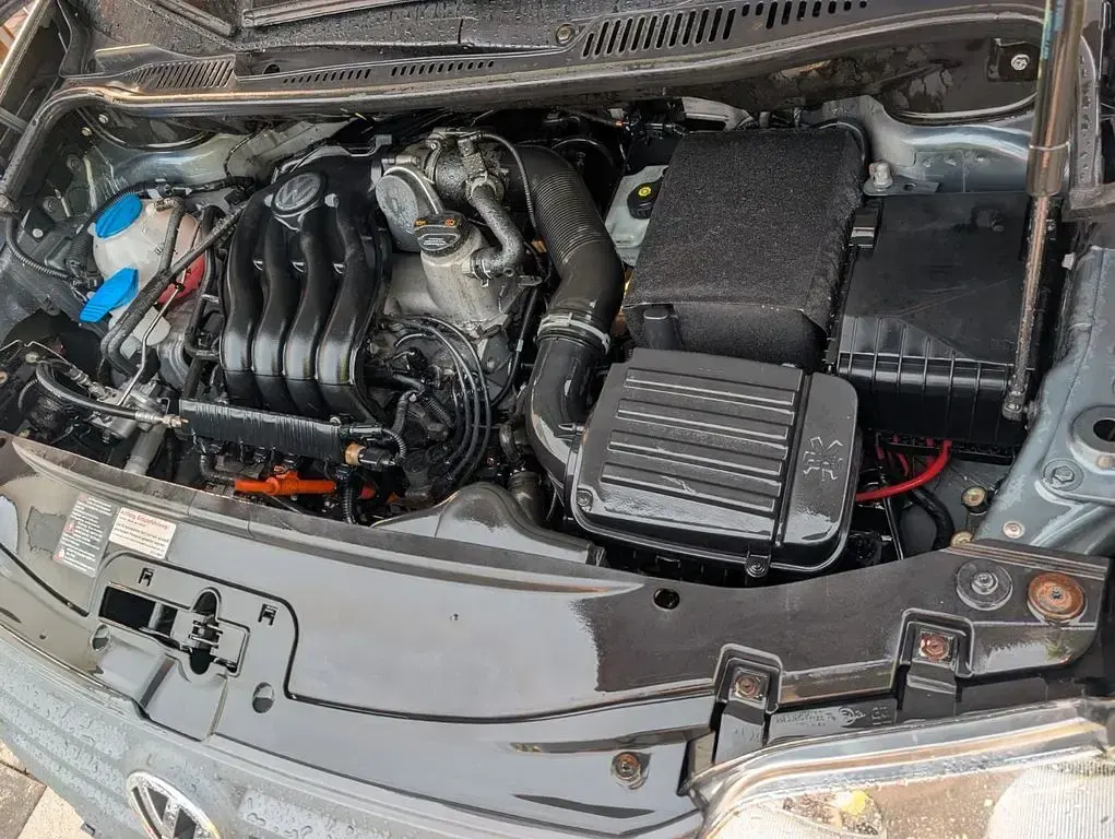 Używany VW Caddy Style 109 KM (80 kW) 2008 Szary Minivan
