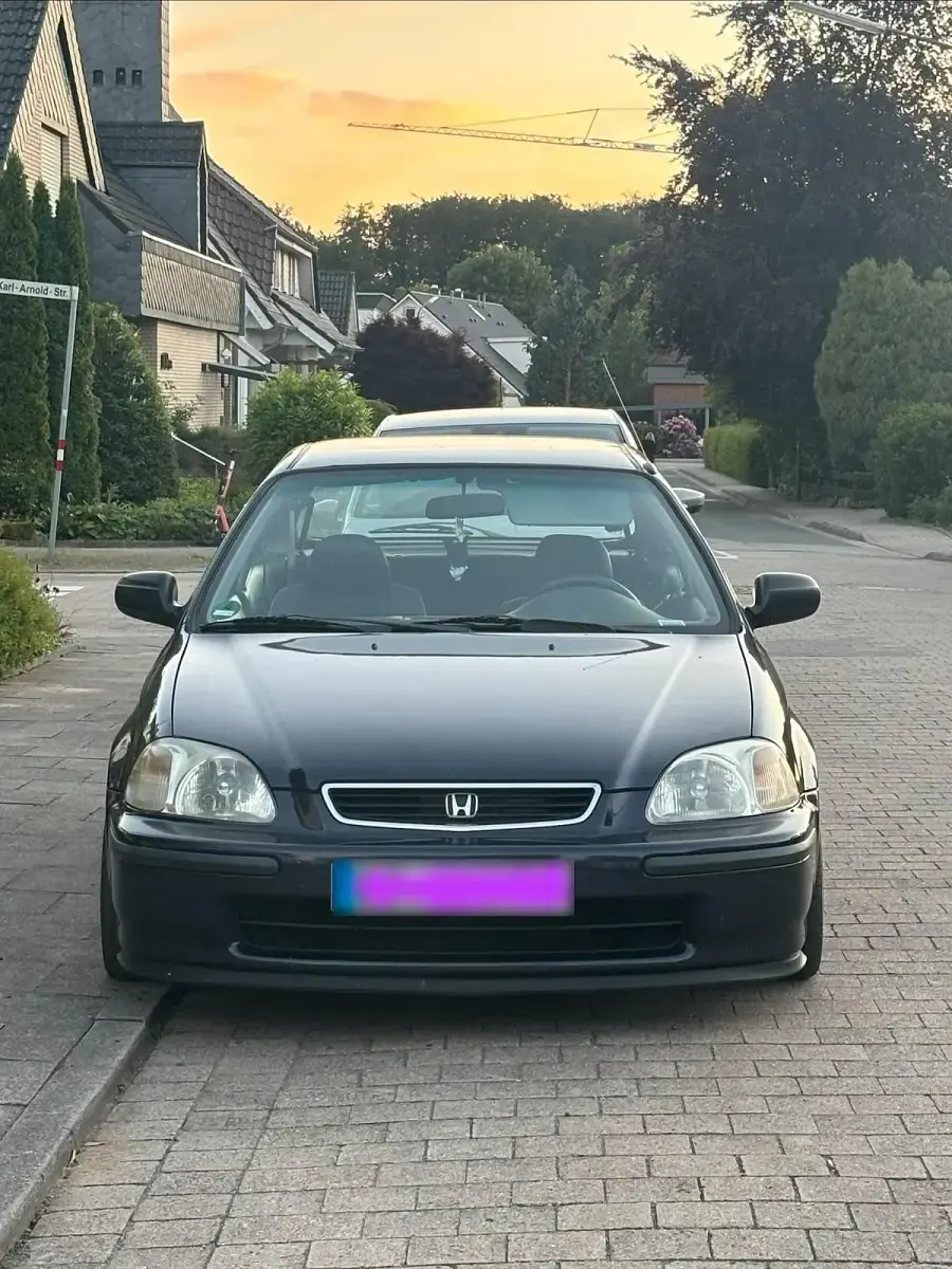 Gebraucht Honda Civic 90 PS (66 kW) 1997 Violet Kleinwagen