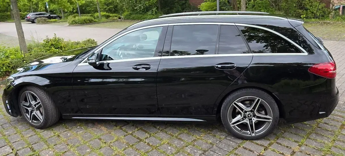 Gebraucht Mercedes C220 AMG line 194 PS (142 kW) 2019 Schwarz Kombi