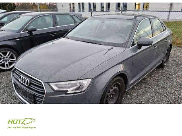 Nanograu metallic Gebraucht 2020 Audi A3 Sport Limousine | 16.690 € (Superpreis) - Bild 1/4