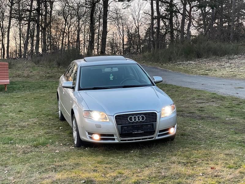 Gebraucht Audi A4 200 PS (147 kW) 2007 Grau Limousine