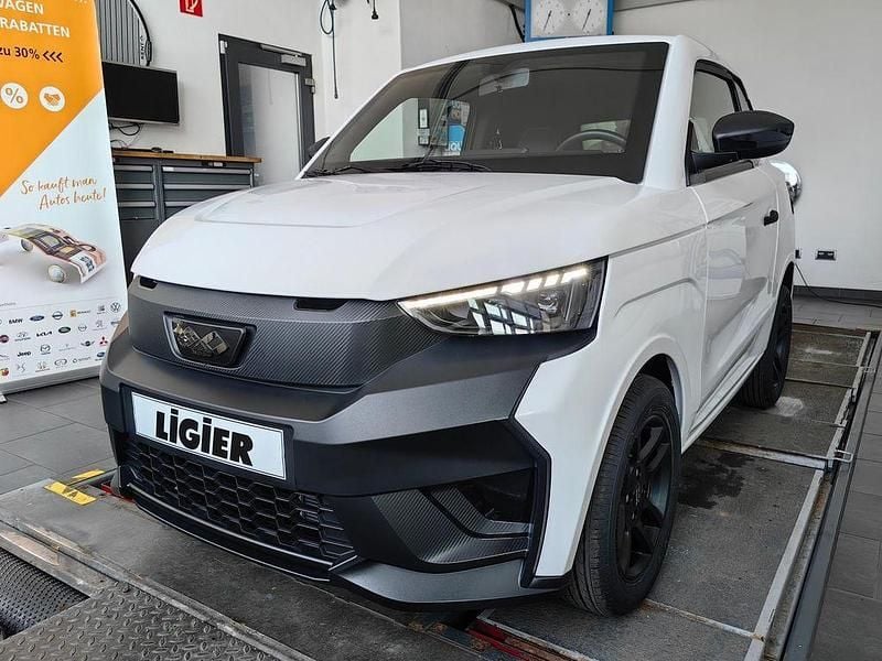 Weiß Neu 2025 Ligier JS50 Kleinwagen | 16.690 € (Fairer Preis) - Bild 1/4