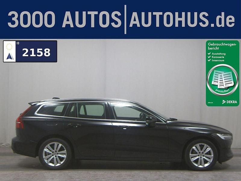 Black solid stone / solid Gebraucht 2020 Volvo V60 Momentum Kombi | 21.480 € (Guter Preis) - Bild 1/4