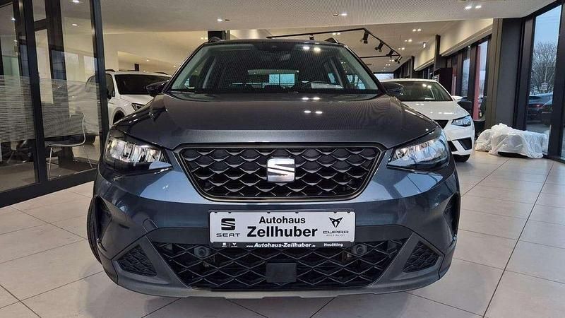 Gebraucht Seat Arona Style 95 PS (69 kW) 2022 Grau SUV
