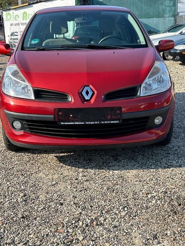 Gebraucht Renault Clio III Expression 55 PS (40 kW) 2006 Rot Limousine