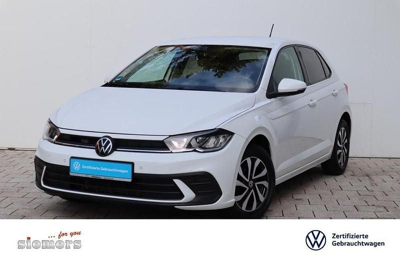 Gebraucht VW Polo Active 95 PS (69 kW) 2023 Weiß Kleinwagen