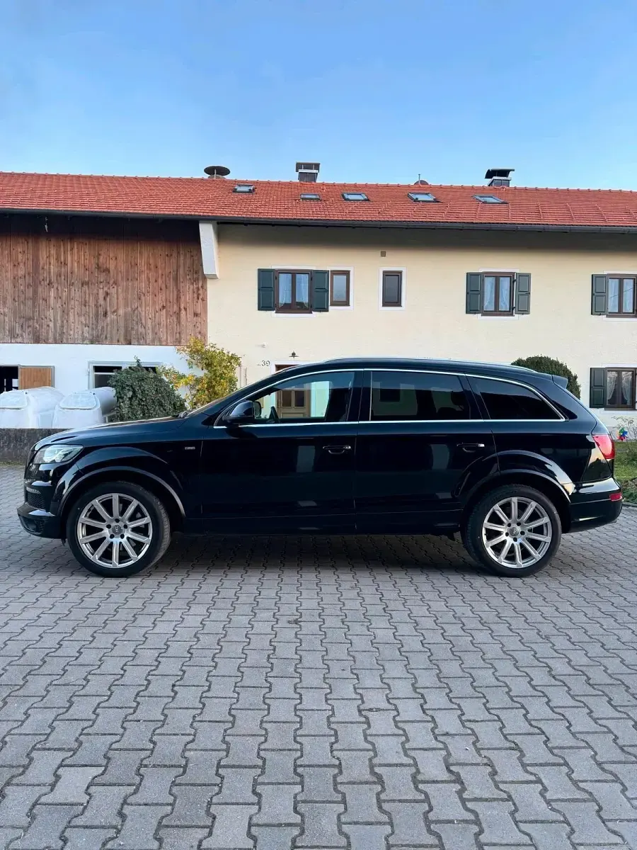 Używany Audi Q7 340 KM (250 kW) 2015 Czarny SUV