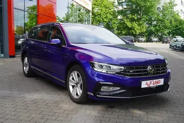 Gebraucht VW Passat R-line 190 PS (139 kW) 2022 Blau Kombi
