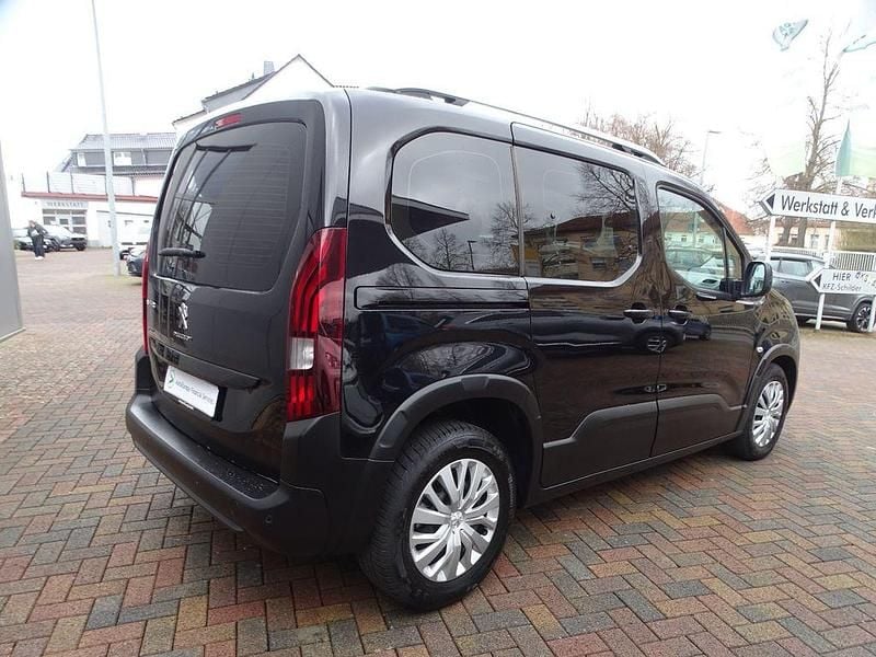 Gebraucht Peugeot Rifter 131 PS (96 kW) 2019 Schwarz Van / Kleinbus