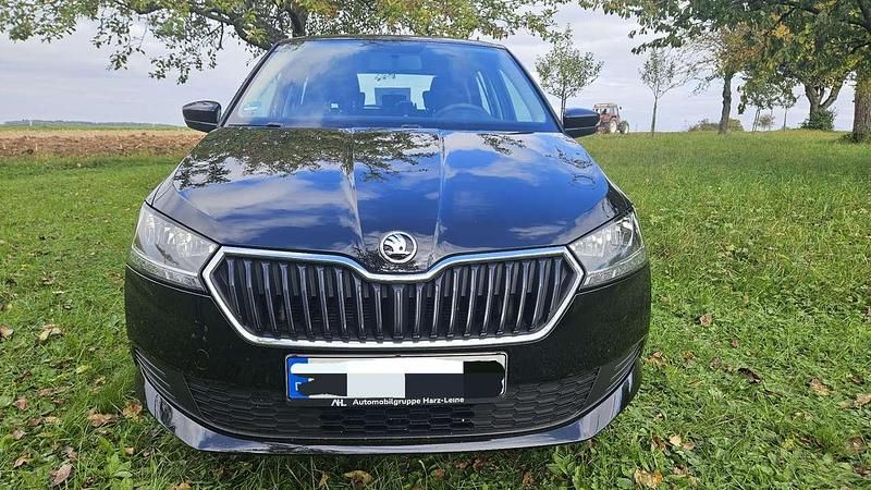 Schwarz Gebraucht 2019 Skoda Fabia Cool Plus Kleinwagen | 7.900 € (Fairer Preis) - Bild 1/4