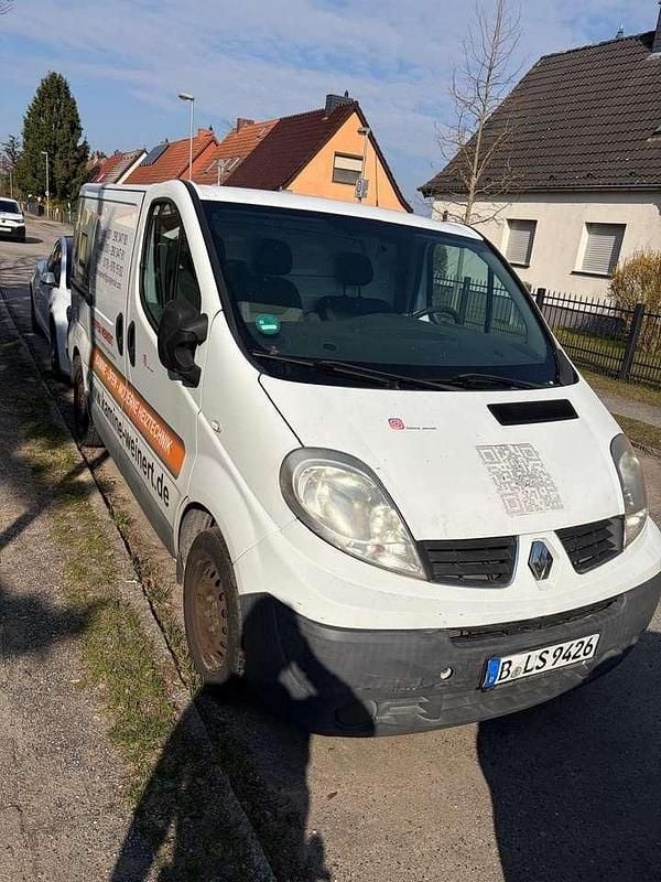 Gebraucht Renault Trafic 90 PS (66 kW) 2012 Weiß Van / Kleinbus