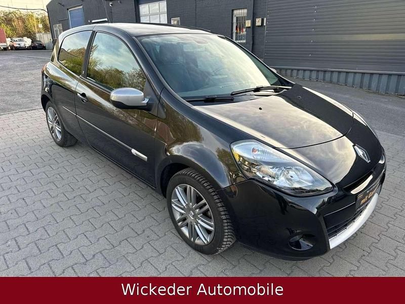 Gebraucht Renault Clio III Night&Day 101 PS (74 kW) 2011 Schwarz Kleinwagen