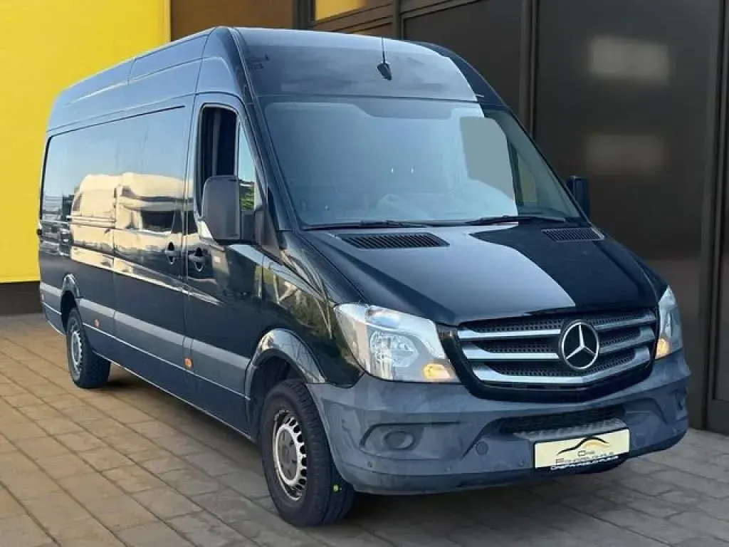 Gebraucht Mercedes Sprinter 129 PS (94 kW) 2015 Obsidianschwarz metallic (metallic) Van
