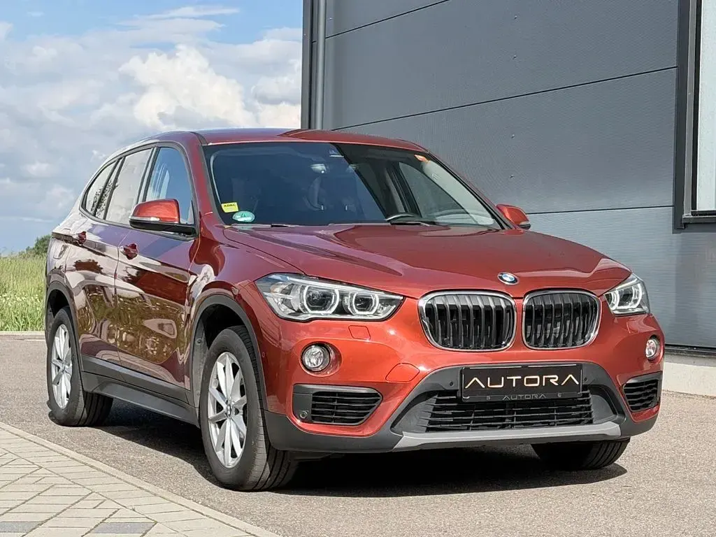 Second-hand BMW X1 Advantage 190 CP (139 kW) 2019 Portocaliu SUV
