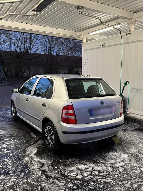 Gebraucht Skoda Fabia 54 PS (39 kW) 2006 Silber Limousine